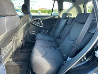 TOYOTA RAV 4 usata, con Servosterzo