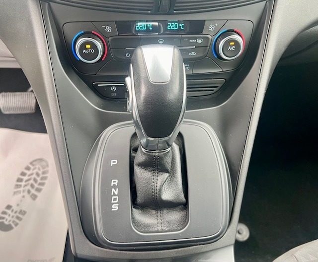 FORD C-Max usata, con Volante in pelle