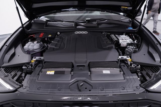 AUDI Q8 usata 47