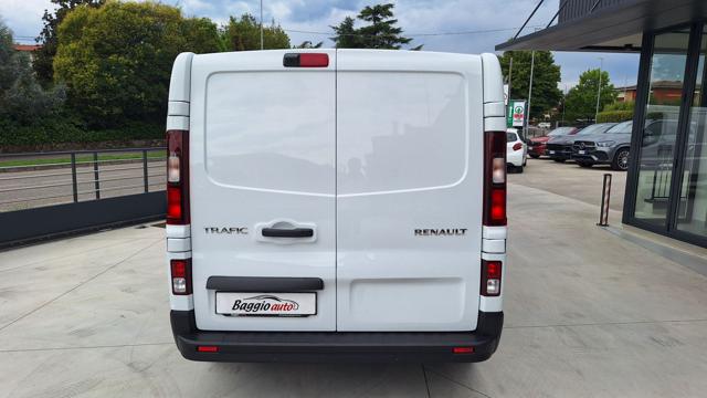 RENAULT Trafic usata, con Specchietti laterali elettrici