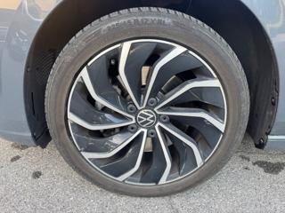 VOLKSWAGEN Golf usata, con ESP