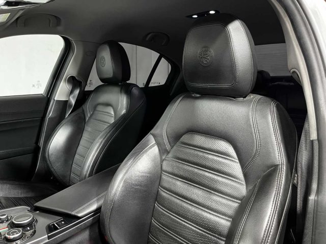 ALFA ROMEO Giulia usata, con Sedile posteriore sdoppiato