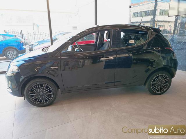 LANCIA Ypsilon usata 19