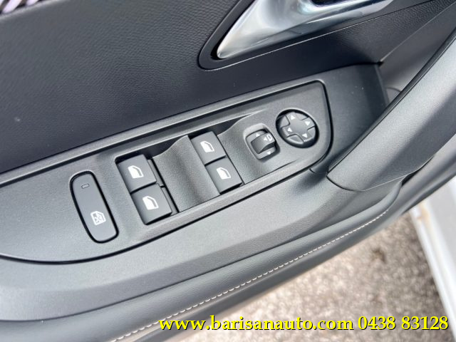 PEUGEOT 2008 usata, con Chiusura centralizzata