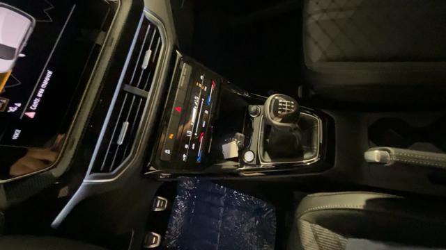 VOLKSWAGEN T-Cross usata, con Park Distance Control