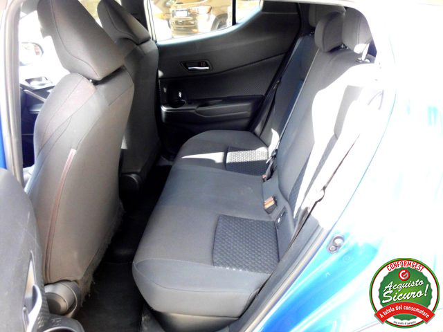 TOYOTA C-HR usata, con Climatizzatore