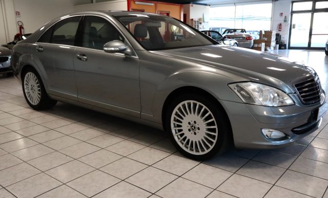 MERCEDES-BENZ S 500 usata, con Alzacristalli elettrici
