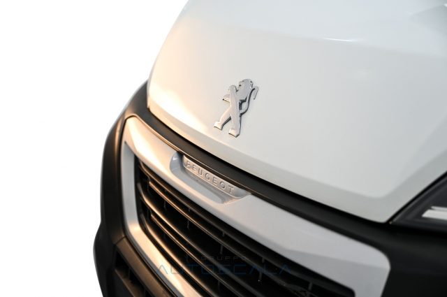 PEUGEOT Boxer usata 18