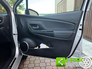 TOYOTA Yaris usata, con Vetri oscurati