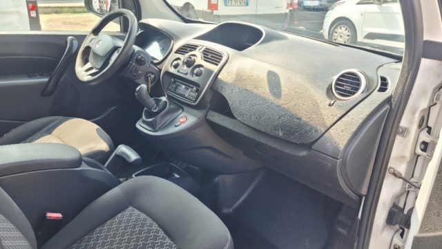 RENAULT Kangoo usata 11