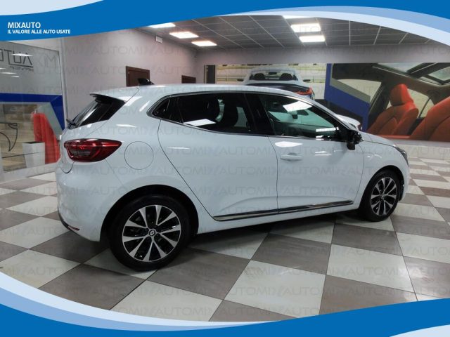 RENAULT Clio usata, con Airbag