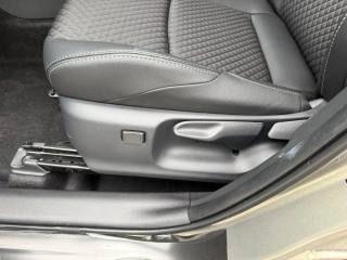 TOYOTA Yaris usata, con Riconoscimento dei segnali stradali