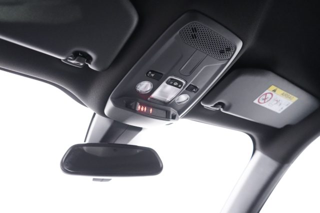 PEUGEOT 2008 usata, con USB