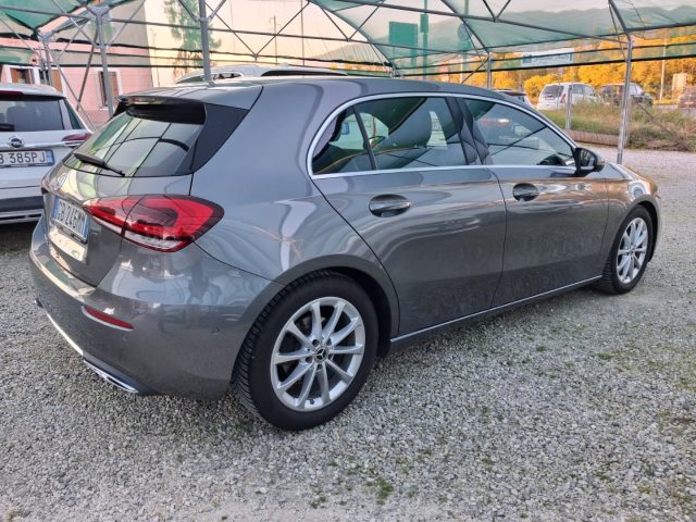 MERCEDES-BENZ A 180 usata, con Alzacristalli elettrici