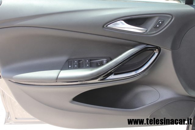 OPEL Astra usata, con ESP