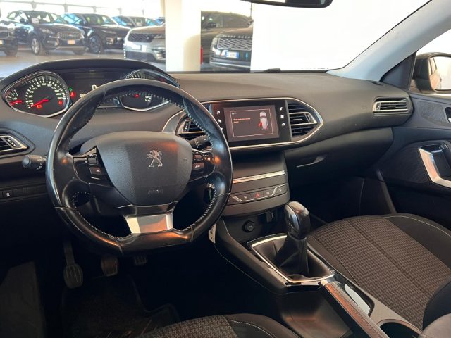 PEUGEOT 308 usata, con Autoradio