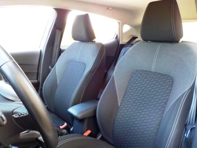 FORD Fiesta usata, con Cruise Control