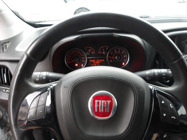 FIAT Doblo usata, con Gancio traino