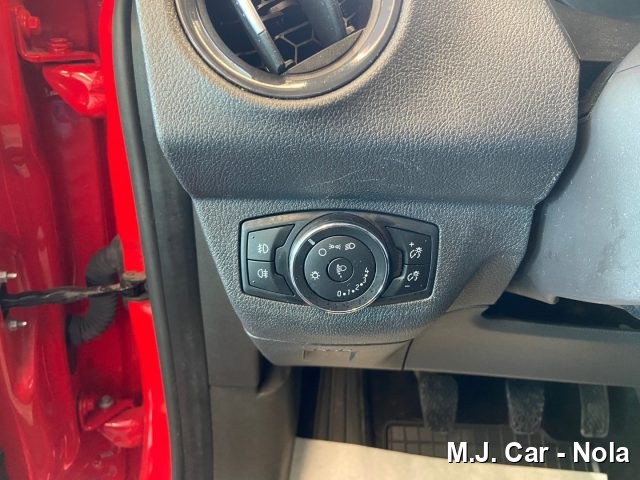 FORD Tourneo Courier usata, con Vetri oscurati
