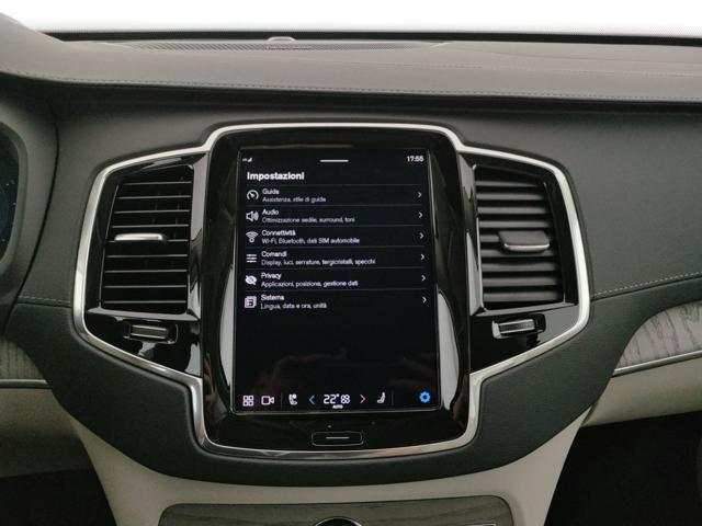 VOLVO XC90 usata, con Sistema di navigazione