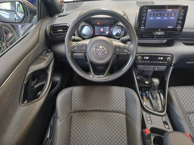 TOYOTA Yaris usata, con Fendinebbia