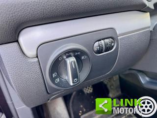 VOLKSWAGEN Golf usata, con Autoradio digitale