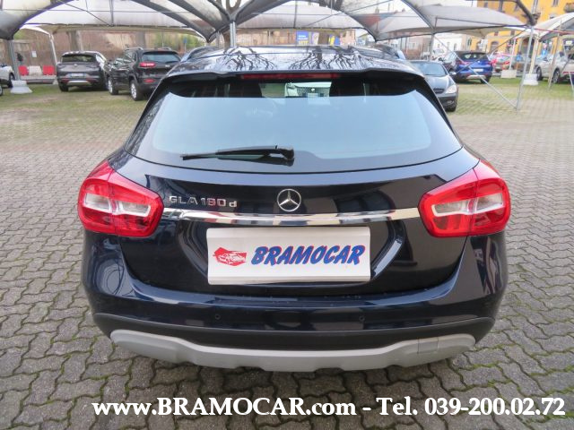 MERCEDES-BENZ GLA 180 usata, con Boardcomputer