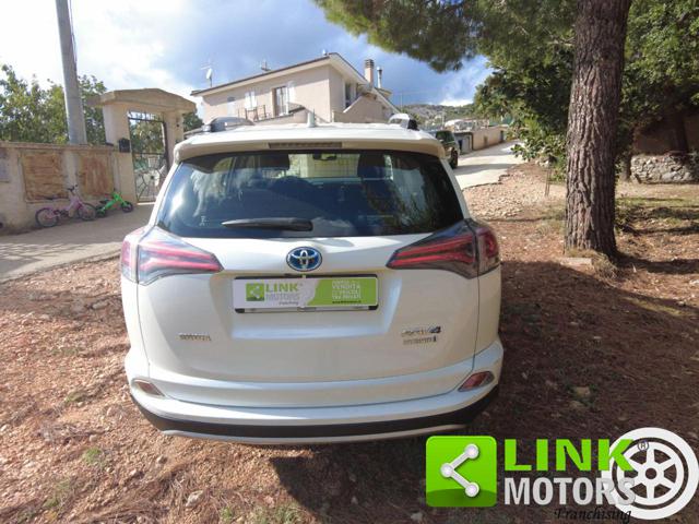 TOYOTA RAV 4 usata, con Cerchi in lega