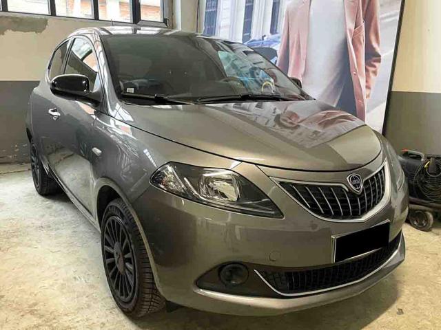 LANCIA Ypsilon usata, con Airbag