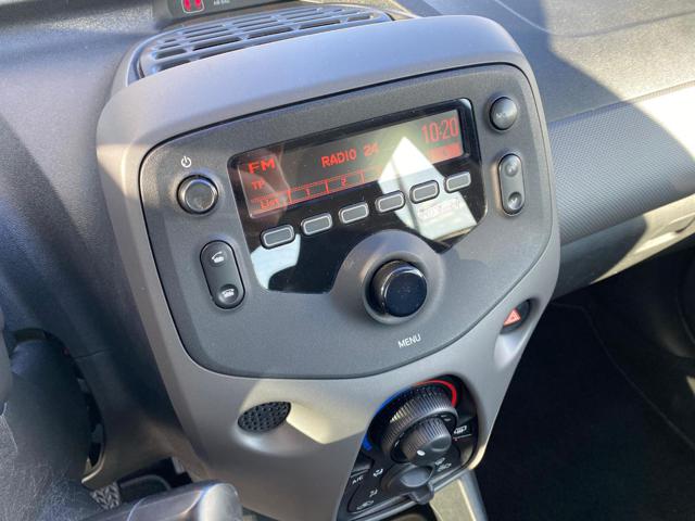 PEUGEOT 108 usata 17