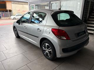 PEUGEOT 207 usata, con Boardcomputer