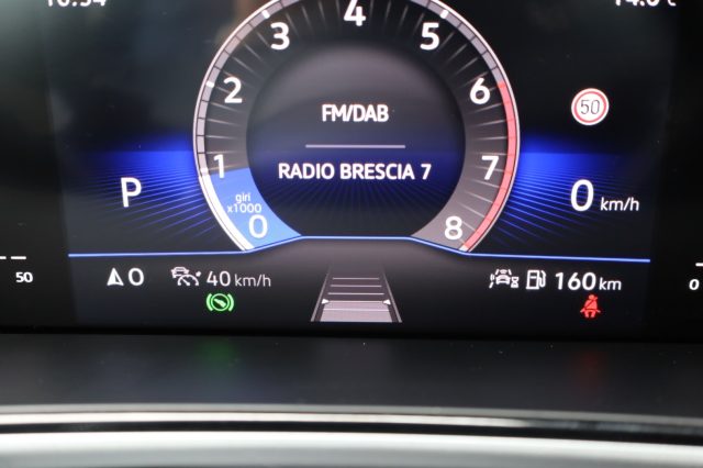 VOLKSWAGEN T-Roc usata, con Volante multifunzione