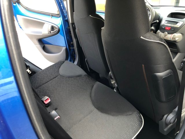PEUGEOT 107 usata 11