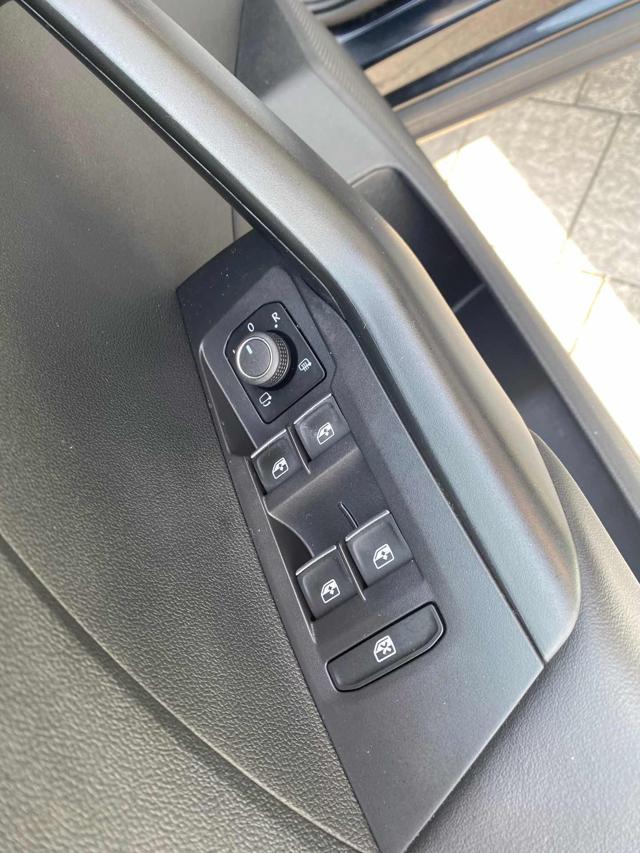VOLKSWAGEN T-Cross usata, con Servosterzo