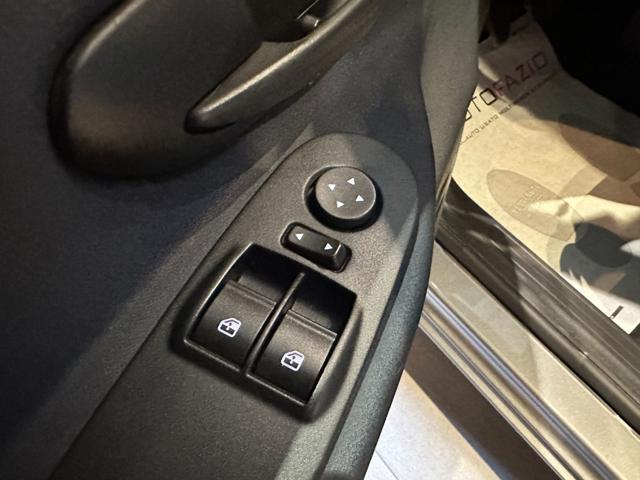 LANCIA Ypsilon usata, con Vivavoce