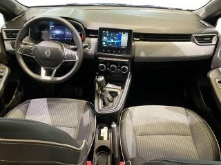RENAULT Clio usata, con Controllo automatico clima