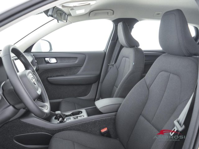 VOLVO XC40 usata 8