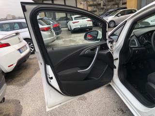 OPEL Astra usata, con Servosterzo