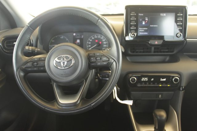 TOYOTA Yaris usata, con Servosterzo