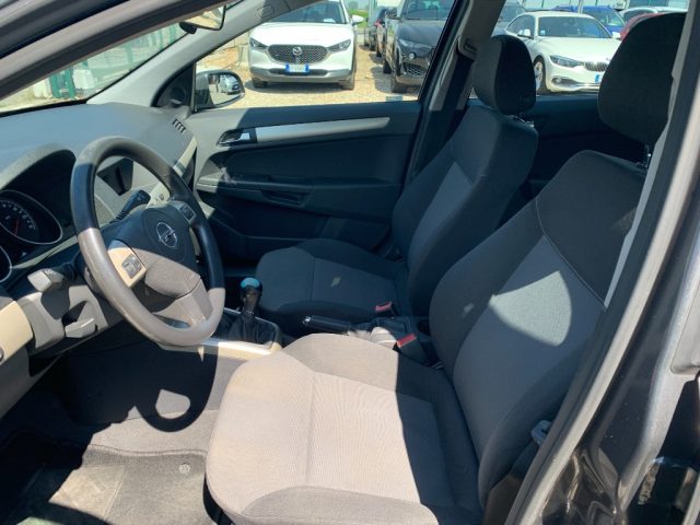 OPEL Astra usata, con Chiusura centralizzata