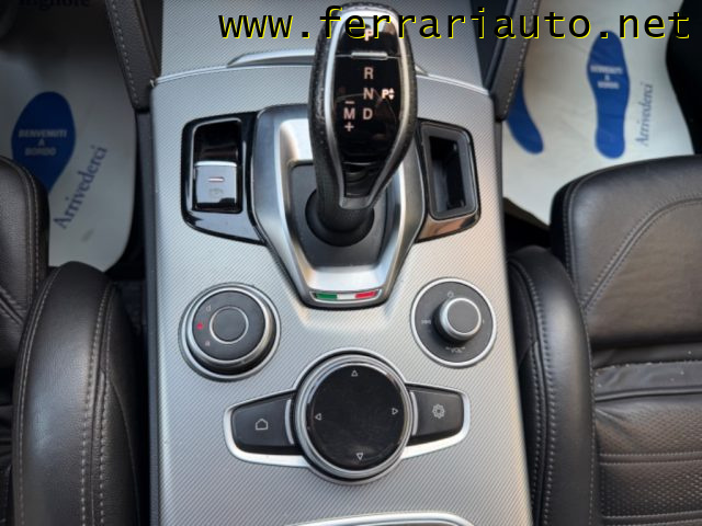 ALFA ROMEO Stelvio usata, con Servosterzo
