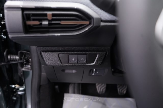 DACIA Sandero usata, con Servosterzo