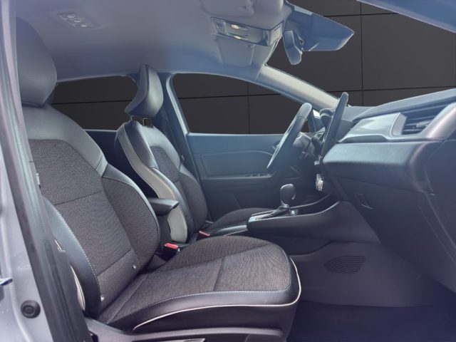 RENAULT Captur usata, con Bracciolo