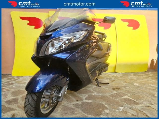 SUZUKI Burgman AN 400 usata 1