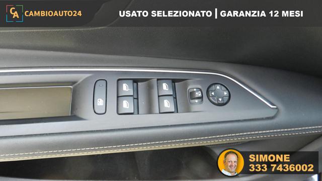 PEUGEOT 3008 usata, con Volante in pelle