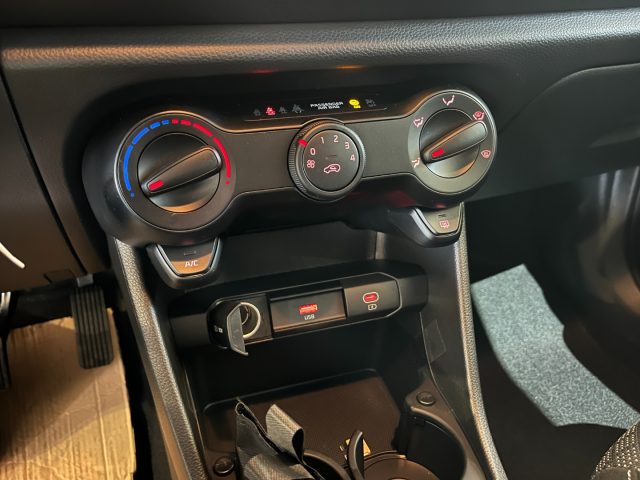 KIA Picanto usata, con USB