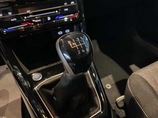 VOLKSWAGEN T-Cross usata, con Autoradio