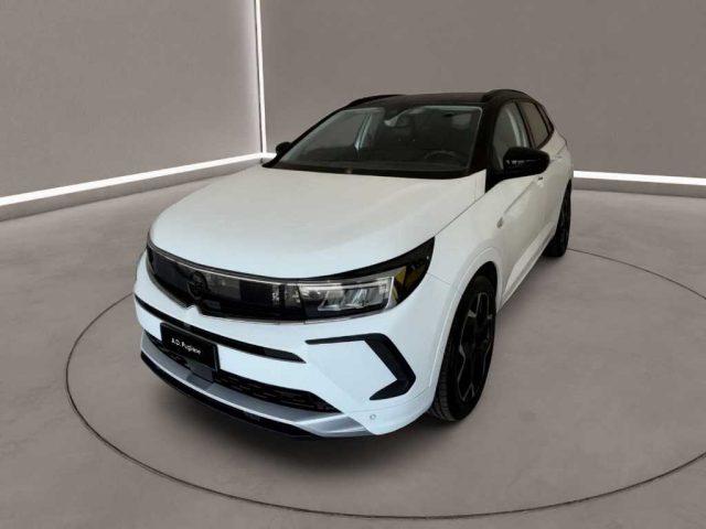 OPEL Grandland usata, con Autoradio