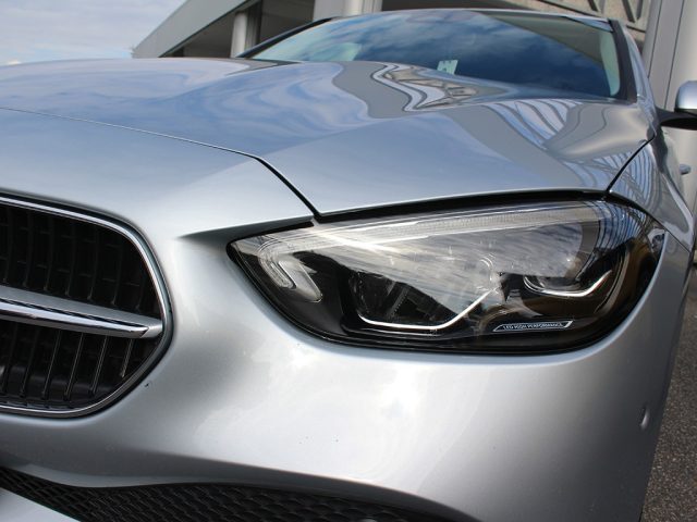 MERCEDES-BENZ C 200 usata, con Telecamera per parcheggio assistito