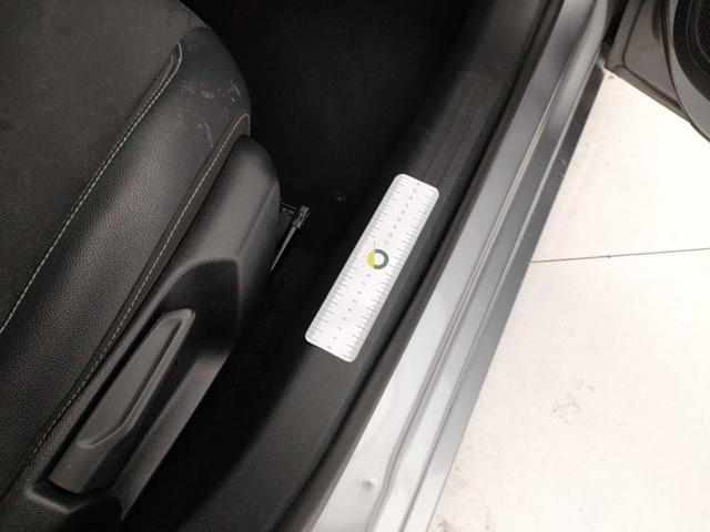 OPEL Corsa usata, con Kit antipanne